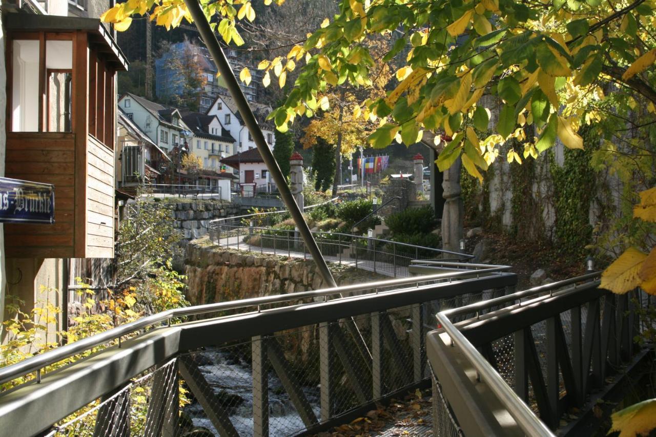 Gaestehaus Zur Lilie Hotel Triberg im Schwarzwald Exterior photo